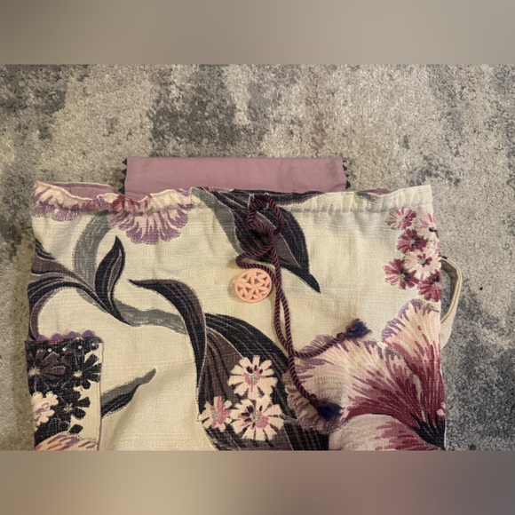 Floral Backpack with Tie String - Picture 8 of 8